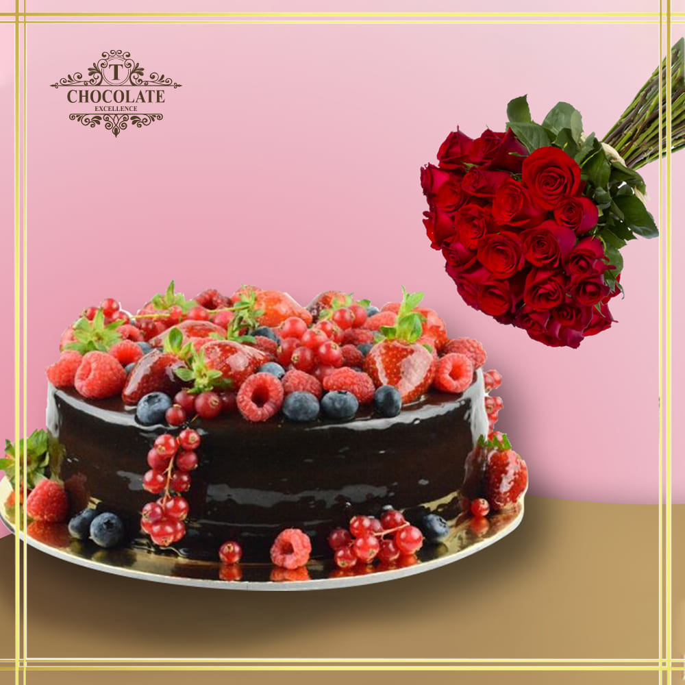Berry Chocolate Cake With Flower Bouquet