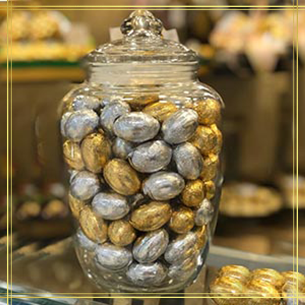 Big Egg Chocolate Jar