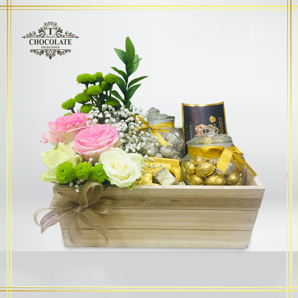 Medium Chocolate And Flowers Hamper