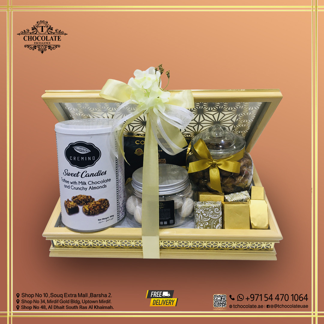 Rectangle Gold Hamper Box Z630